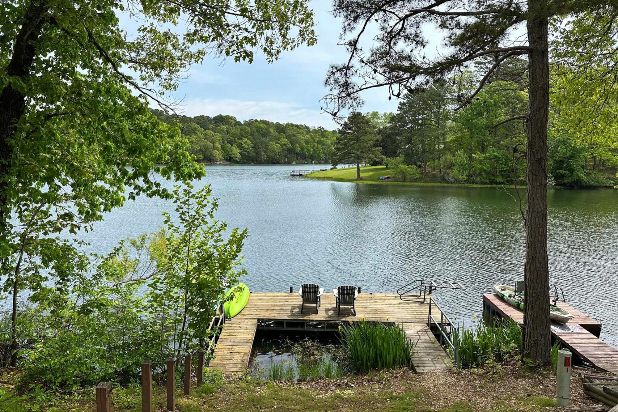 Renovated Lakefront Escape With Private Dock And Deck! Bella Vista Екстер'єр фото