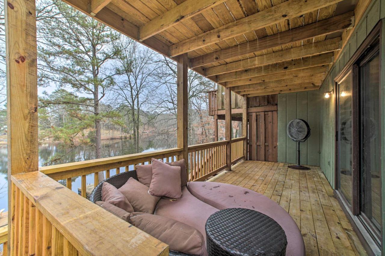 Renovated Lakefront Escape With Private Dock And Deck! Bella Vista Екстер'єр фото